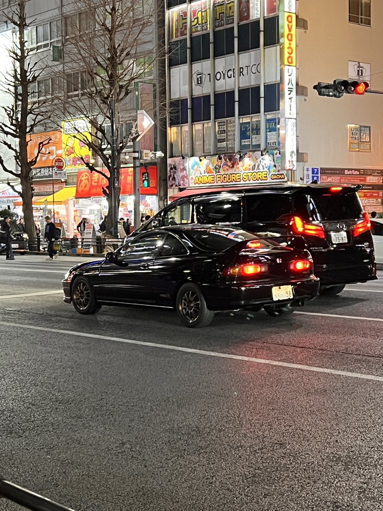 ivor ^-^ tweet media