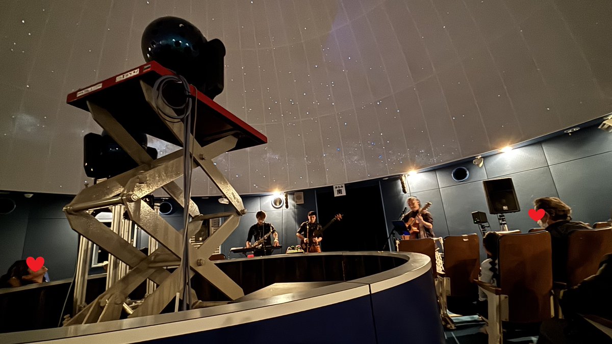 c_jido's tweet photo. 【#坂戸】「#星空の音楽会」2月21日（土）
「#QooSue」の皆さんに出演していただきました。
#MEGASTAR の星空の下「星空を彩るヒーリングミュージック」を楽しみました。
音楽会の後、木星とオリオン大星雲と月を観望しました。 https://t.co/IWDcrLVm8n