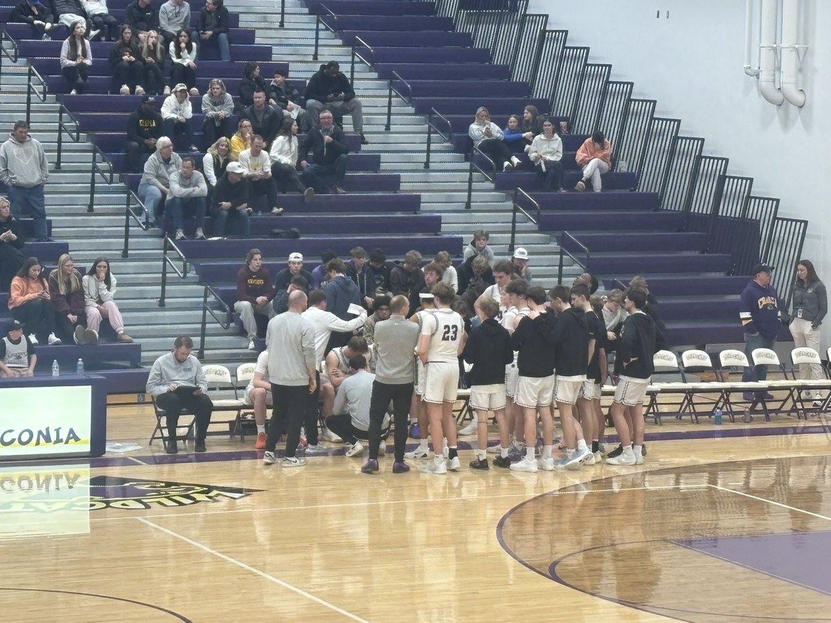 And now Waconia rolling again.  They lead 56-52. Chaska struggling to stop Kirsch (24 points). TO Chaska. 9 to play.