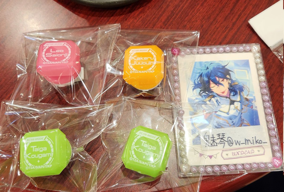 魅琴@初回お取引固ツイ必読 tweet media