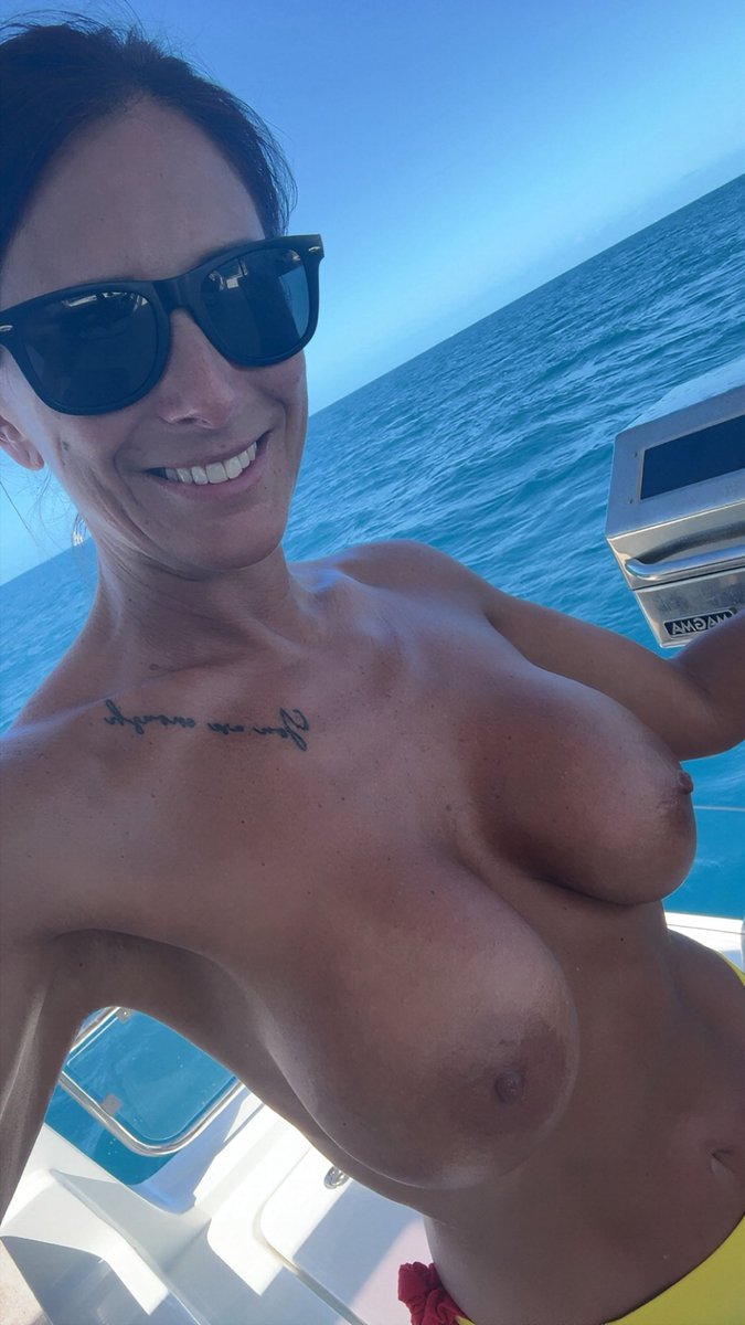 DaisyForYouFree tweet media