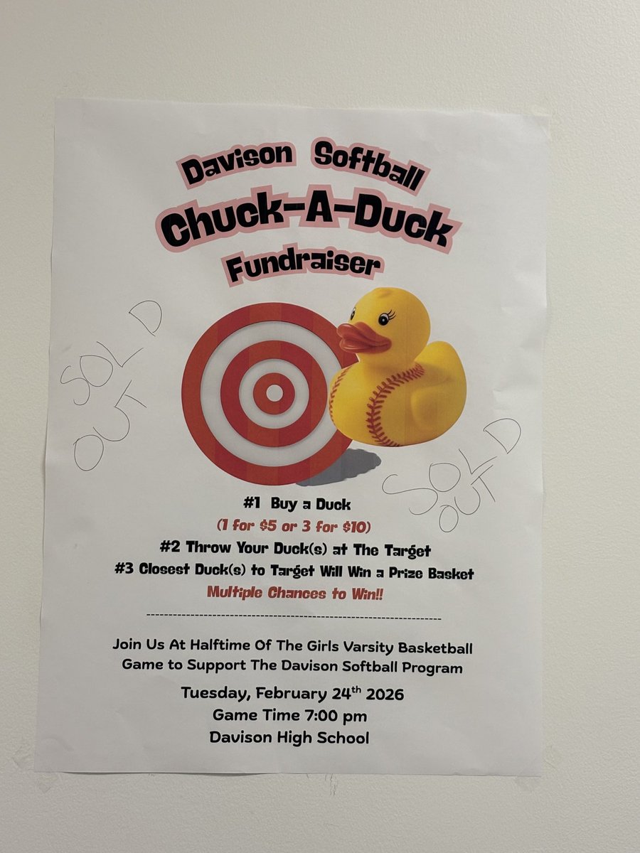 SoftballDavison's tweet photo. Successful chuck-a-duck night! 
Huge thank you to our sponsors.  Cottage Inn Pizza, Italia Gardens, K &amp; C’s Special T’s, Big John’s Steak and Onion, Jersey Mike’s, and Advanced Physical Therapy. https://t.co/OF0FHXg5Ek