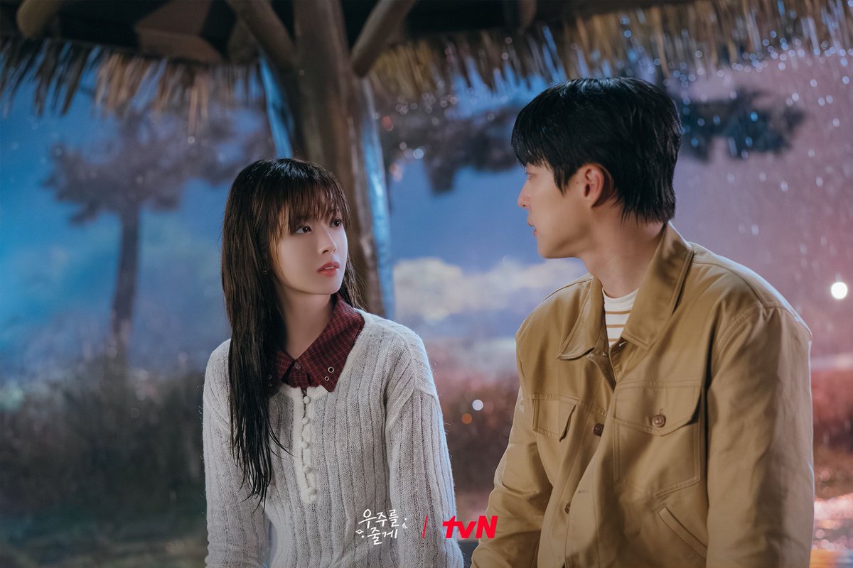 Who’s excited for the Episode 7 of “Our Universe” tonight? 🥹

#우주를줄게 #OurUniverse