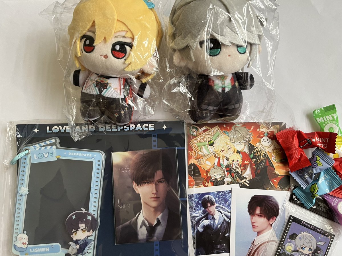 qreenyuri's tweet photo. ⊹₊⋆ #yuriceived  📬               
                
First haul of the year .. HSHAHAA Thank you as always po 😁💚

@hellopsby #tyhellopsby .ᐟ https://t.co/KiH3Vu6Mts