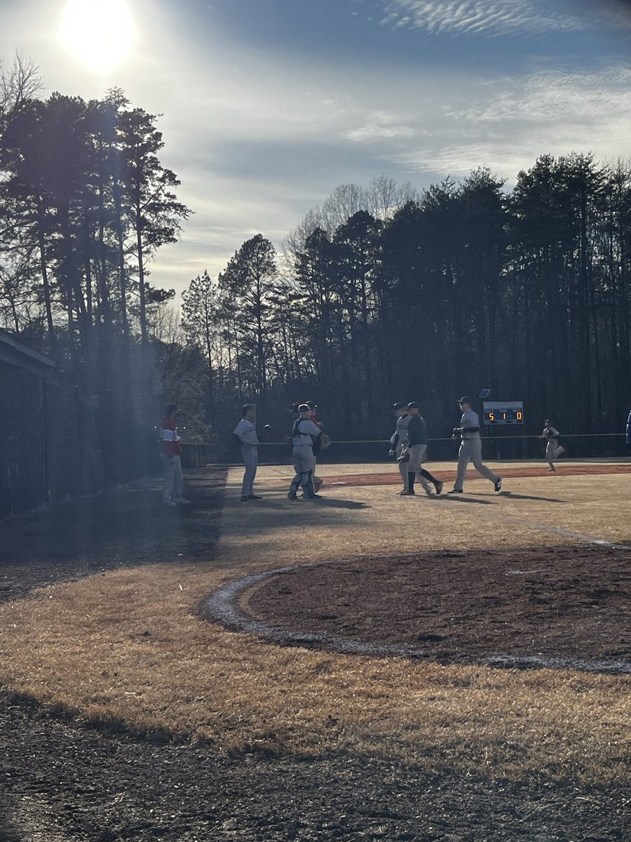 Kelly Cap tweet media