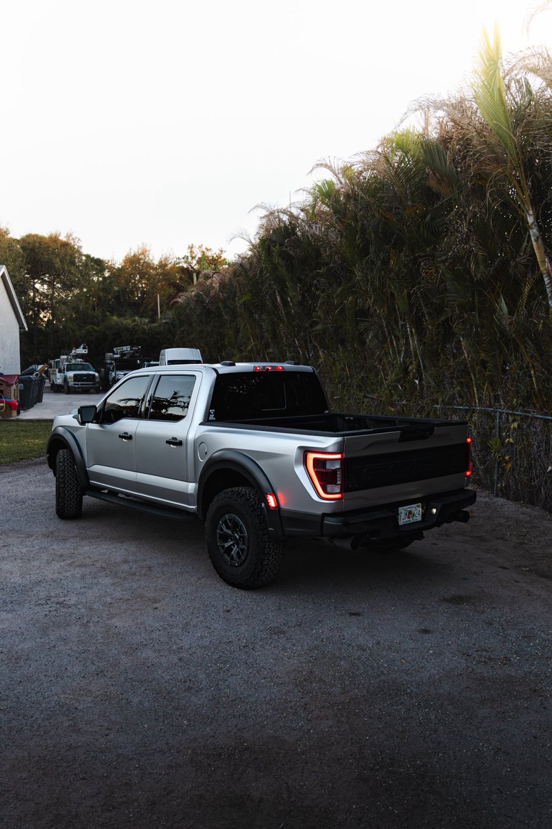 Duke Gomez tweet media