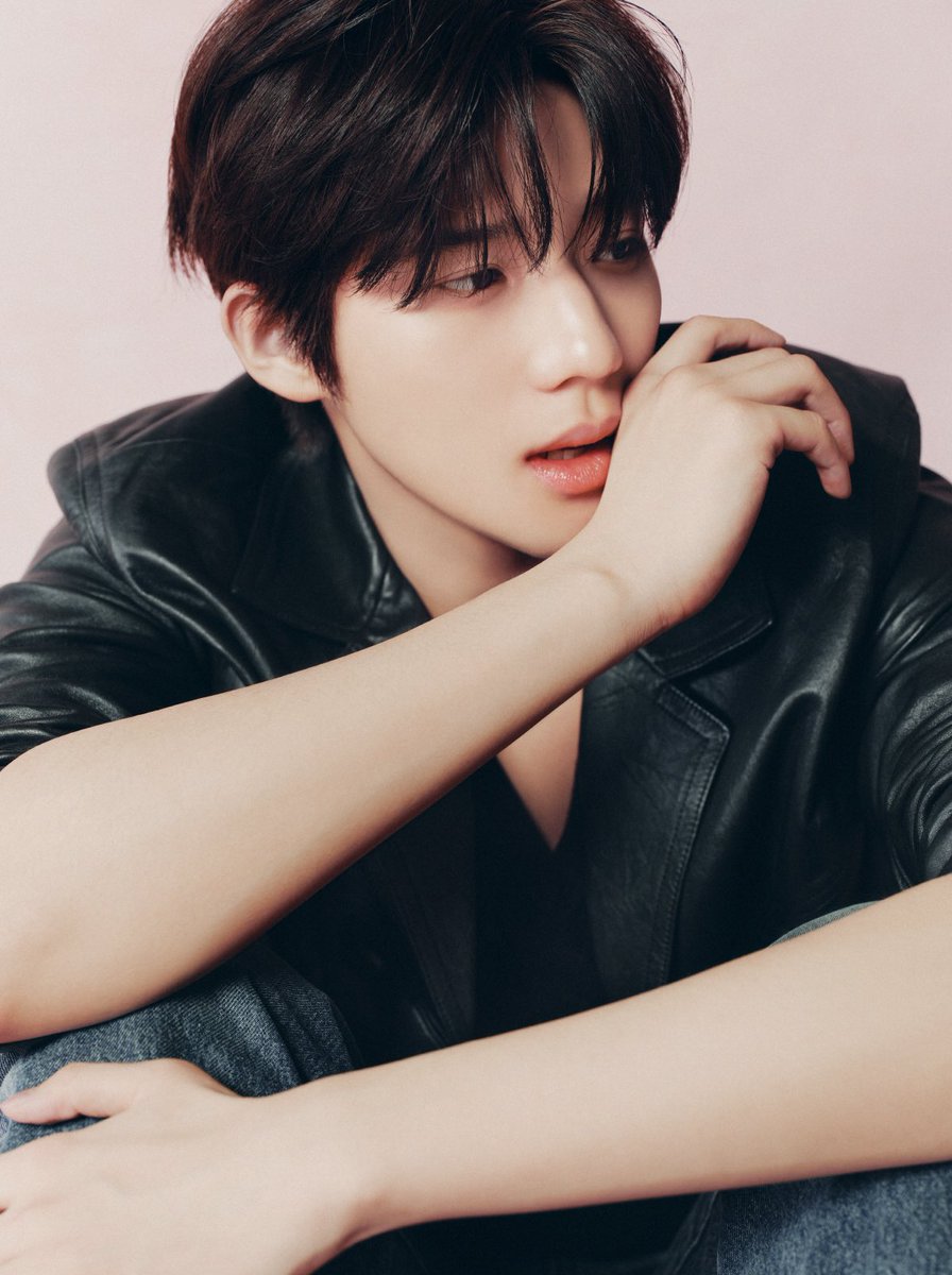 Moonriver_0414's tweet photo. 이 사진 진짜 미쳤다👏👏 https://t.co/qoK1zLNJO4