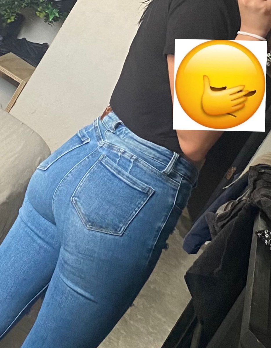 ScMty19's tweet photo. Chica 24 años, werita con tatuajes, talla 5, 36B de bubis, en busca de citas y encuentros, nueva en el ambiente. info y costos por DM.. DEN RT PARA PROMOS
@BellezasLocales 
@ElRegioCatador 
@azuara_rosalba 
@Gbychik 
@HotelHaciendMty 
@Infimate1 
@Ing_AR_Doe 
@LucesAzulesPriv https://t.co/b6jsKhzMMT