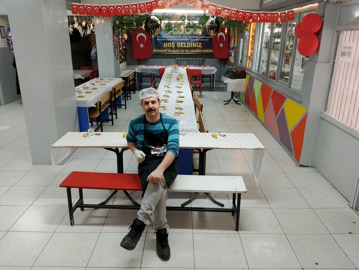 Dünyadaki en güzel yer bir çocuğun kalbidir.
#Ramazan #iftar #allah #Sivas #kabedehacılarhuderallah