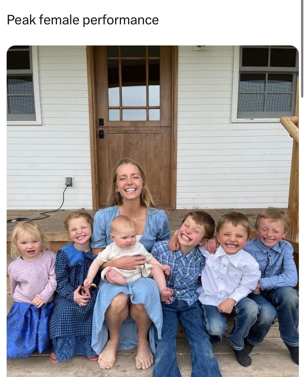 Clothes on the Hoes (@clothethehoes) on Twitter photo 