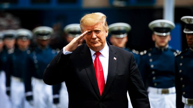 Give me a thumbs up 👍❤️ if you are a TRUMPER not a bot.