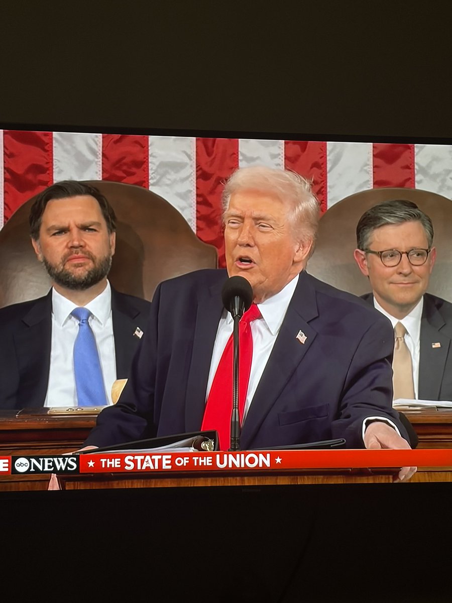 Ronnie V. tweet media