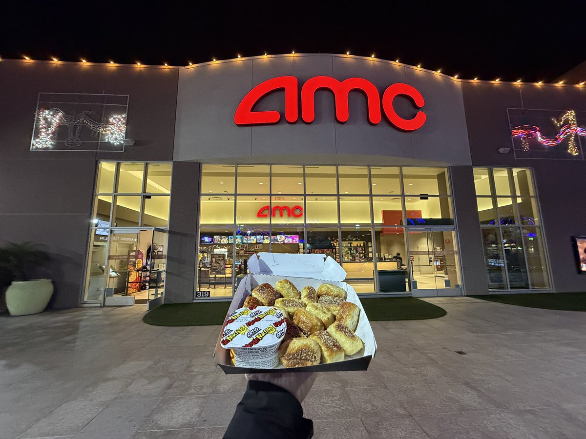 Attractions 360° tweet media