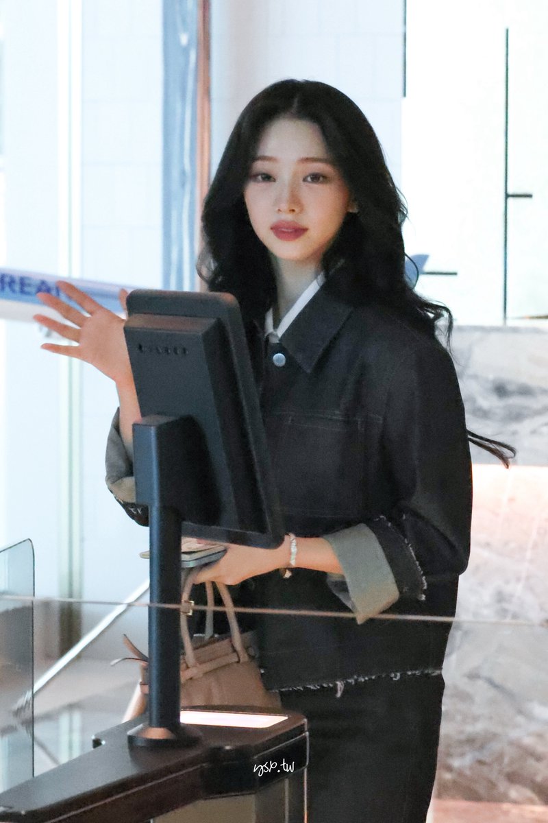 ysx47's tweet photo. 260225_ICN_Karina

#카리나 #Karina #에스파 #aespa #劉知珉 https://t.co/9iuGvyXkso