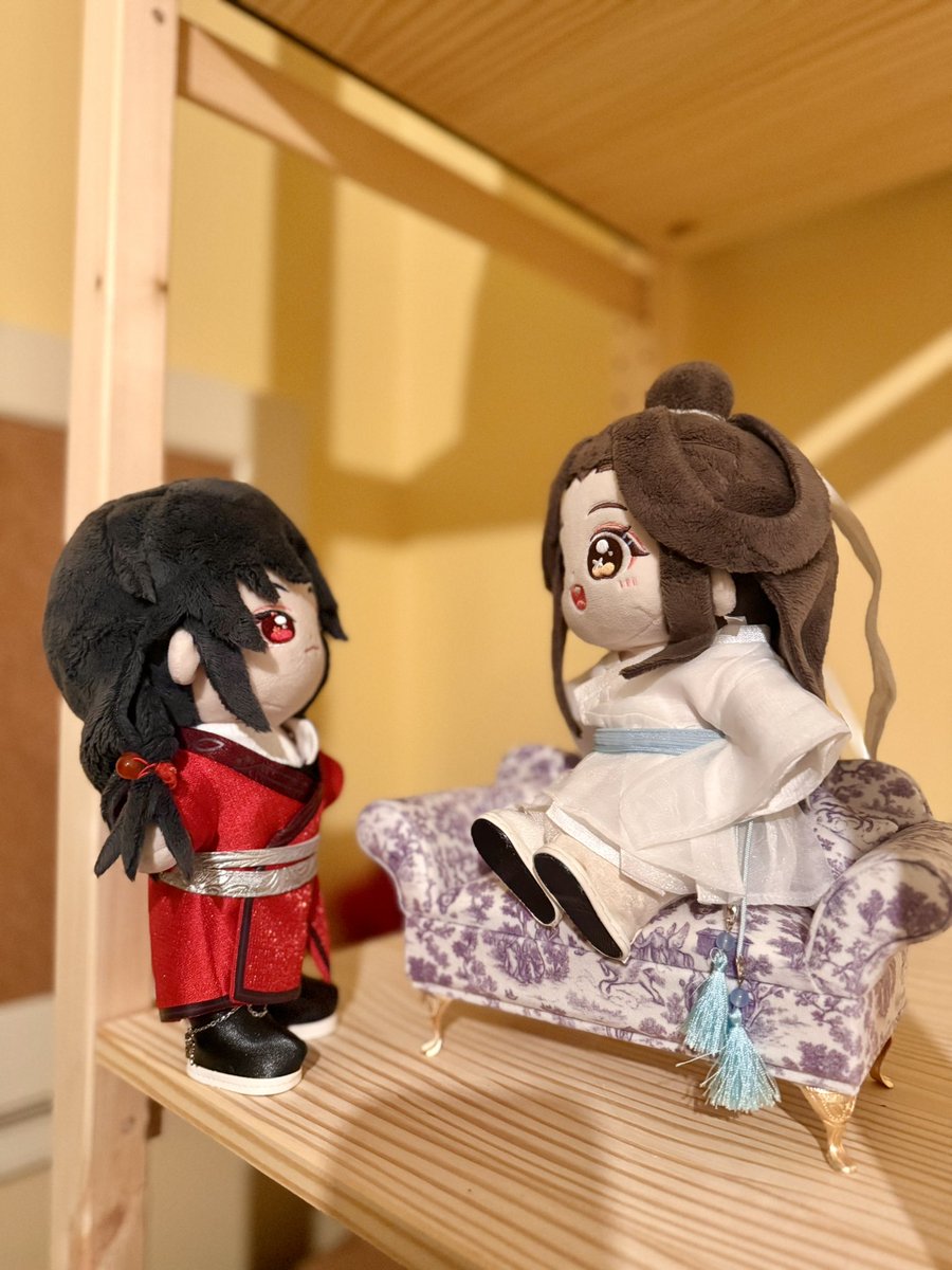 The spirit of Fafa possessed me and made me buy this for his Gege 🤣