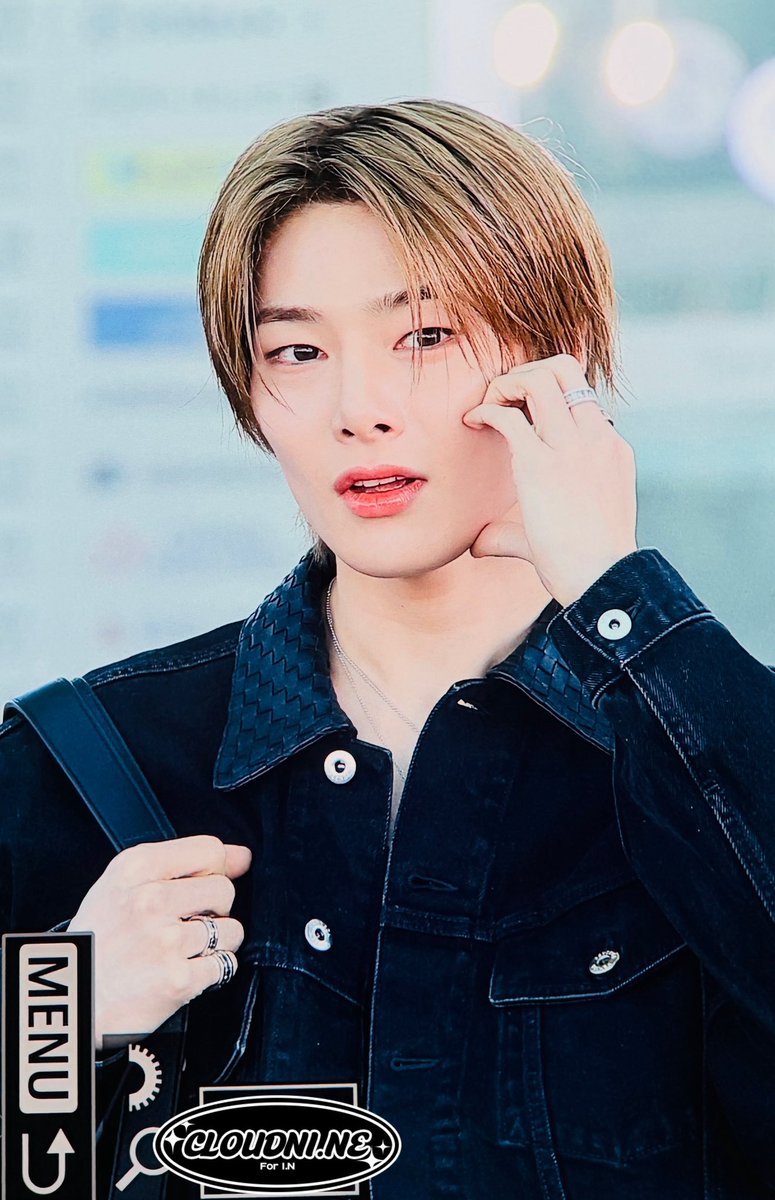 cloudniNe_0208's tweet photo. 260225 ICN 출국 PRE

아..... 청순하고, 귀엽고, 잘생기고...🤍

#I_NxBottegaVeneta 
#I_NxDAMIANI 

#StrayKids #스트레이키즈 #아이엔 #I_N #양정인 #Yangjeongin #jeongin #梁精寅 #アイエン #ストレイキッズ #ジョンイン #아기빵 https://t.co/QlPSM84bVc
