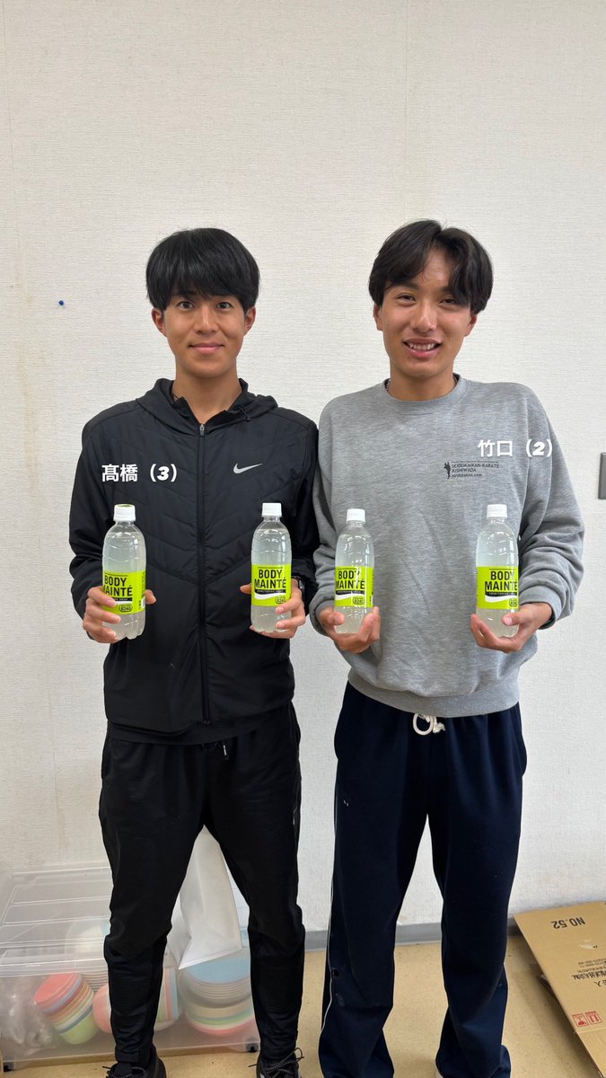 高橋(3)のご家族よりボディメンテの差し入れをいただきました！
ありがとうございます😊

体調管理に努めます🍋‍🟩