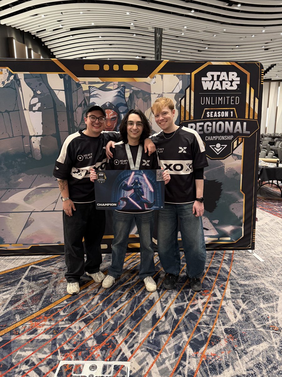 Justoncasegg's tweet photo. my favorite photos the weekend. we ended 38th of the event, @Phfenom 23rd, and Nick WON THE WHOLE DAMN THING. 

huge for our first major outing as @TeamLXO https://t.co/BykKP3GQSq