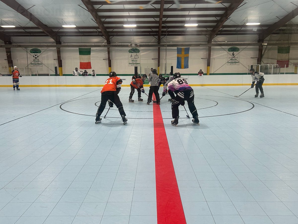 Final game of the night is underway here at Epic! 

Stop by Tuesday and Wednesdays to see some EPIC inline hockey games! 🏒🥅