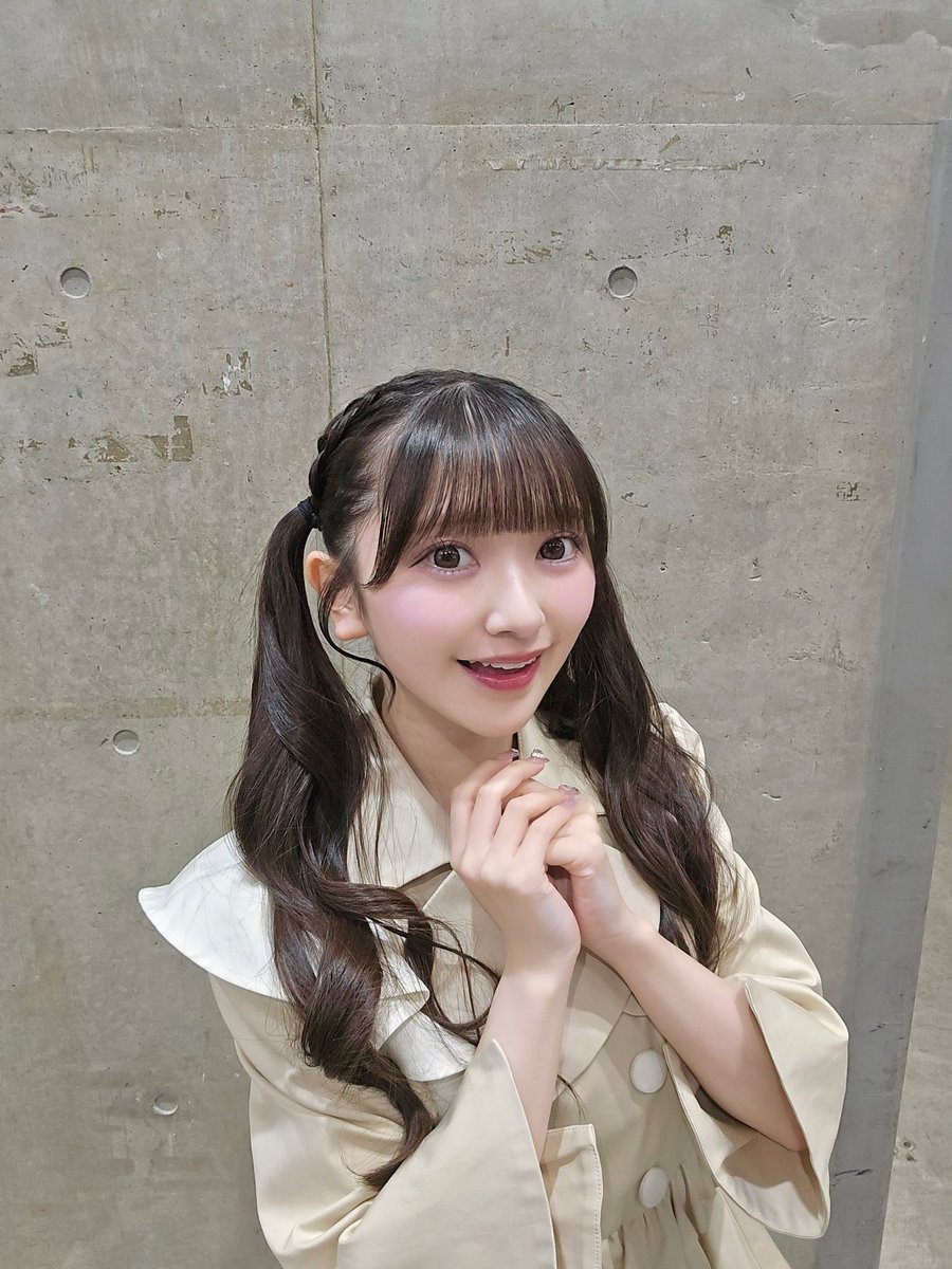 今日は #AKB48_名残り桜 発売日🌸 グループ握手会と個別握手会