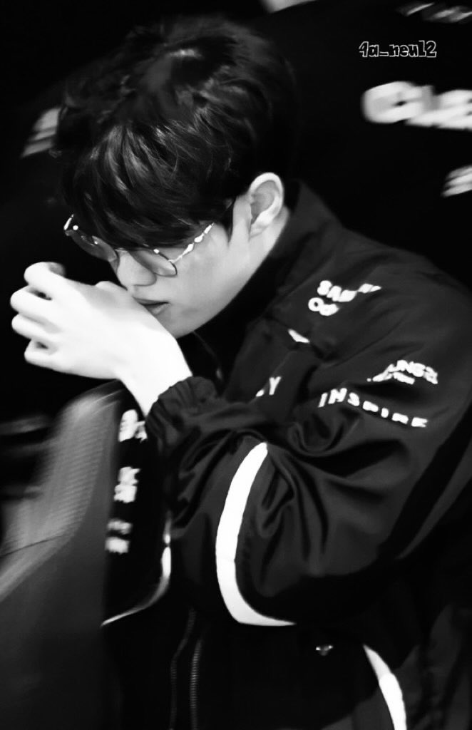 오너 선수가 반드시 더 강해져서 돌아올 거라고 믿어요.
#ONER