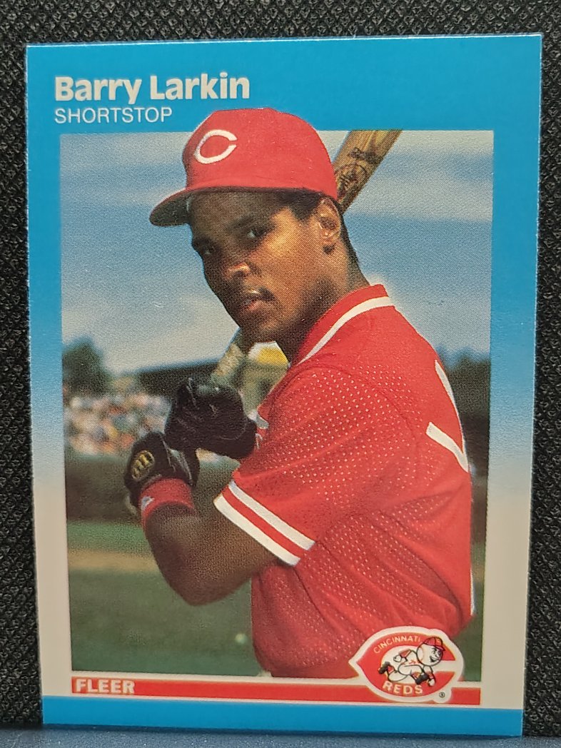 Barry Larkin Rookie Card
$2 Shipped PWE
#TBBCrew #TBBReposts #CardRecycler