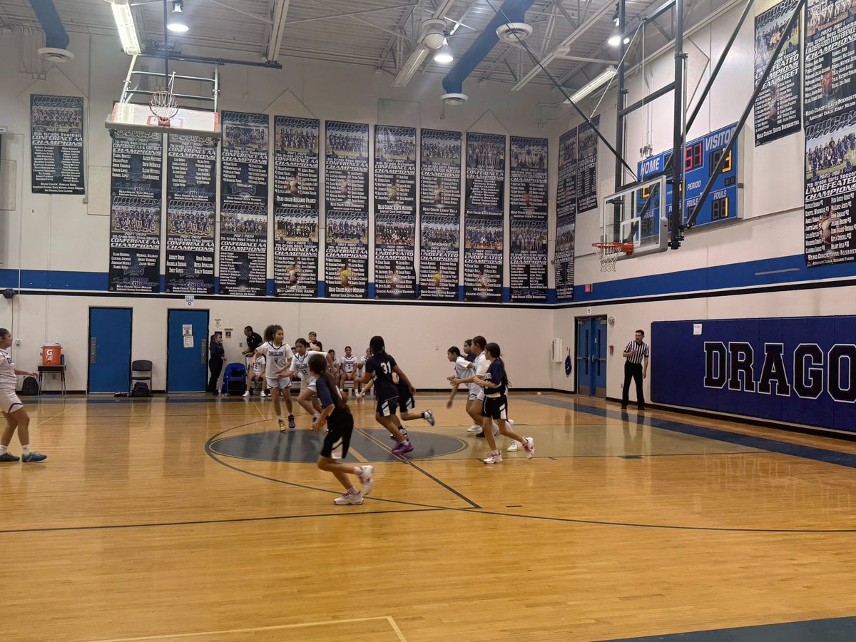 JonFlores_EP's tweet photo. Our 8th Grade Lady Dragons 🐉 do it again! Great job on the W tonight! Game 3 tomorrow 🖤💙 🏀 @AthleticsJDS @KMildon_JDS @RAlva_JDS @SISD_ES #LeadLikeADragon https://t.co/P1ME7g19II