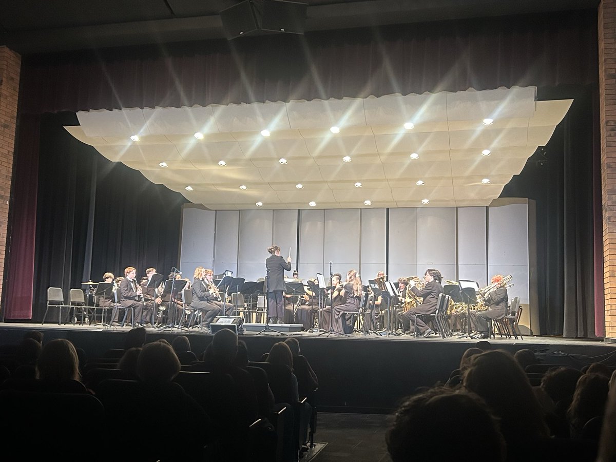 Gilbert High School tweet media