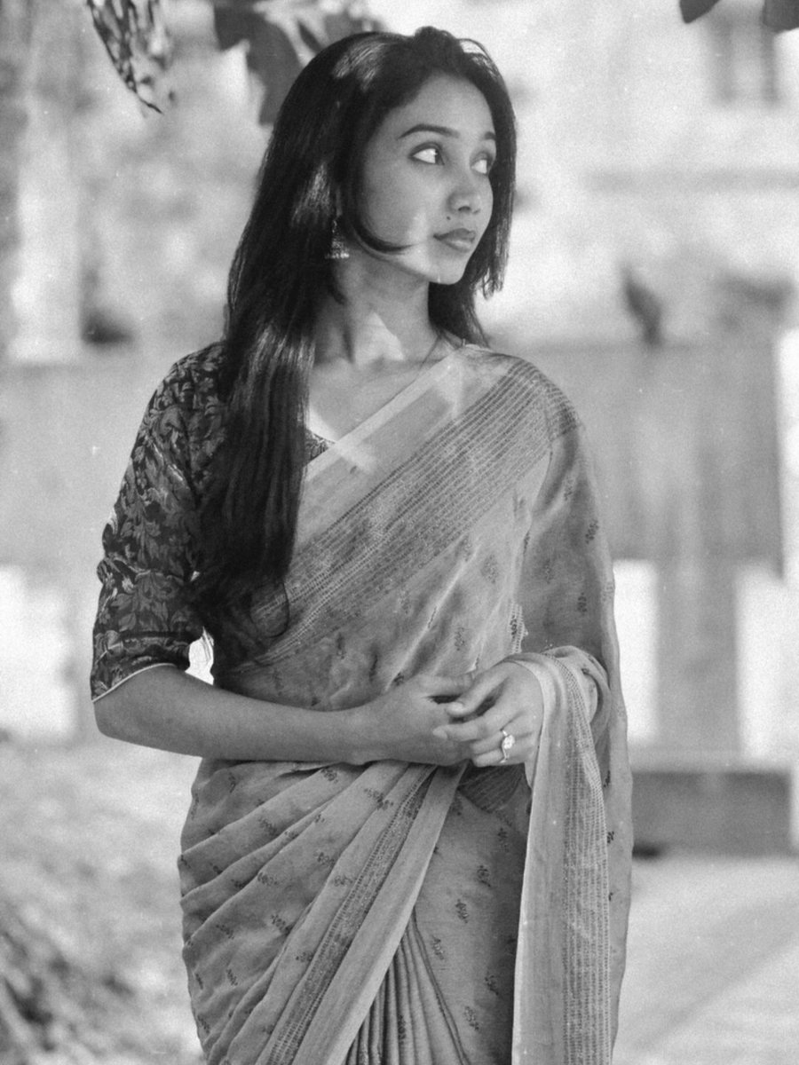 রাই tweet media