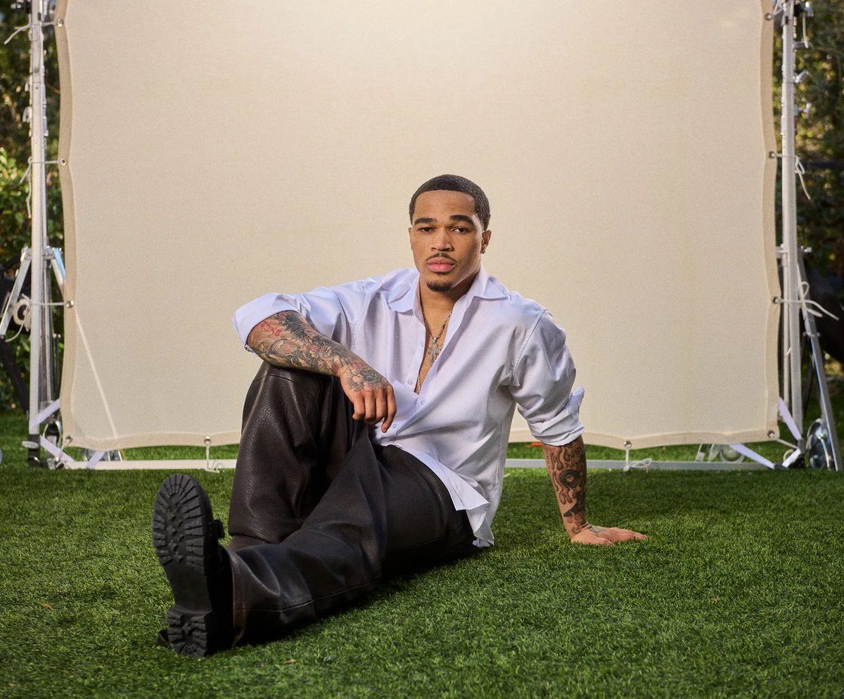 NO COPPIN OUT tweet media