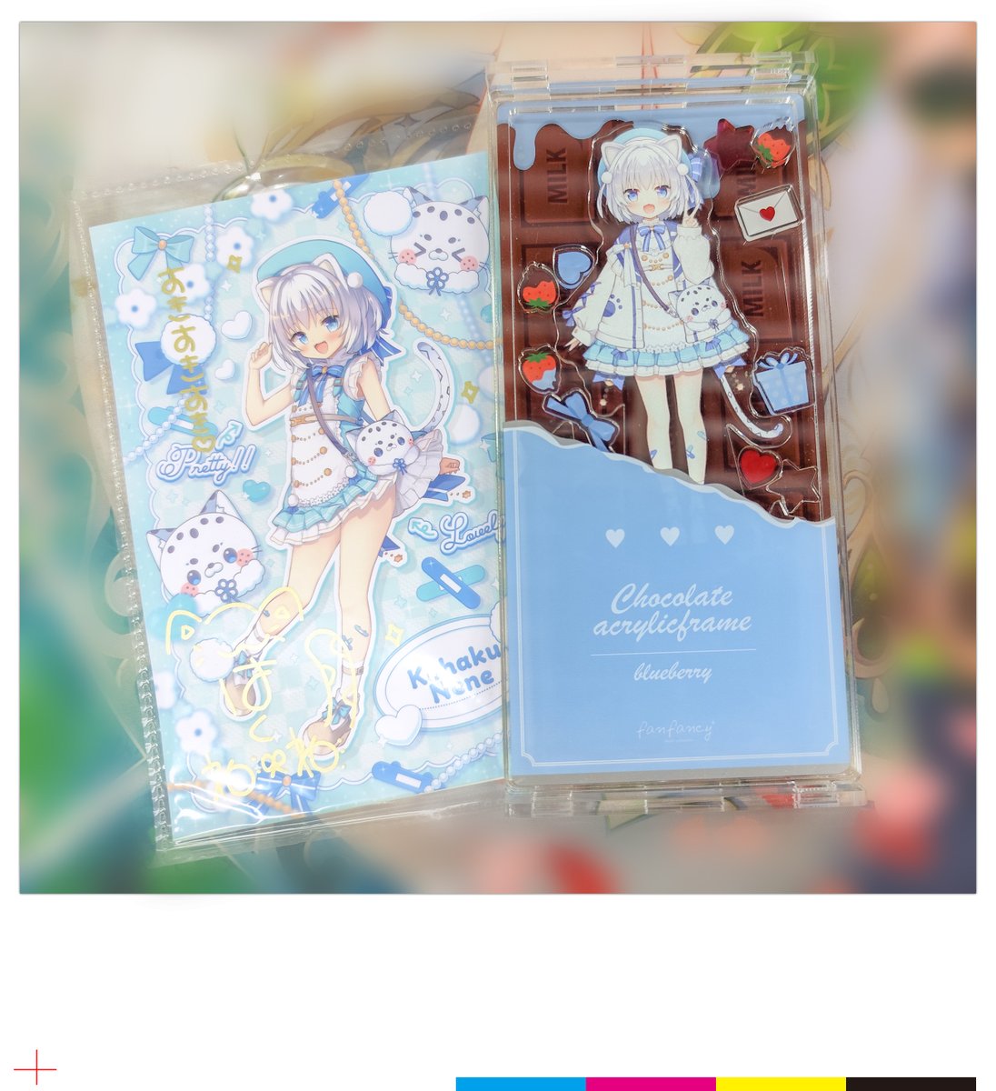 Neeepyu's tweet photo. #琥珀ねね 
生誕グッズ届いた！
アクスタとちょっと前に入手した水色チョコアクリルフレームが絶妙に似合う🍫 https://t.co/Ci9BDgsVIr