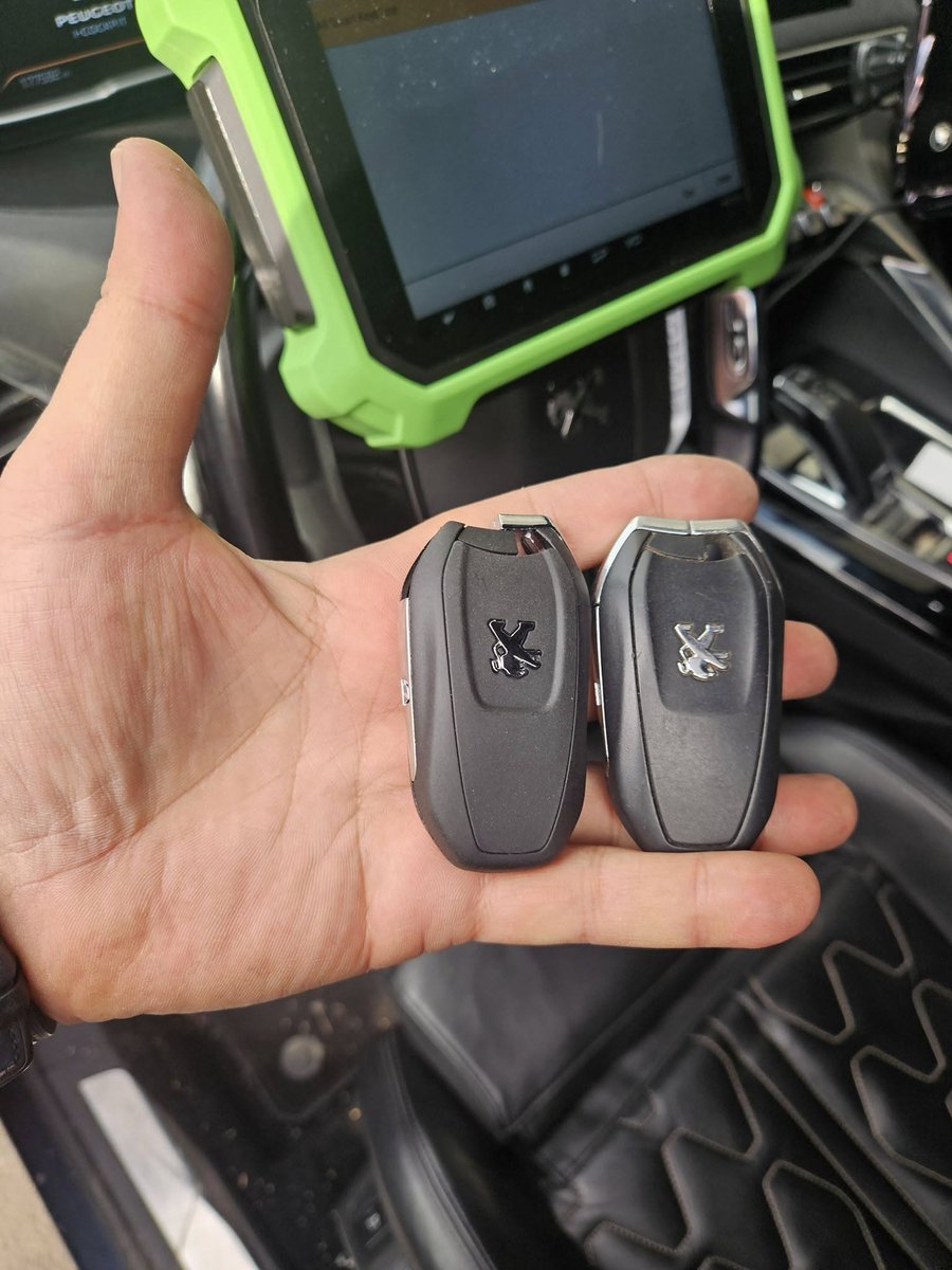 OBDSTAR G3 add Peugeot 5008 2018 keyless key
 Added a second spare keyless.