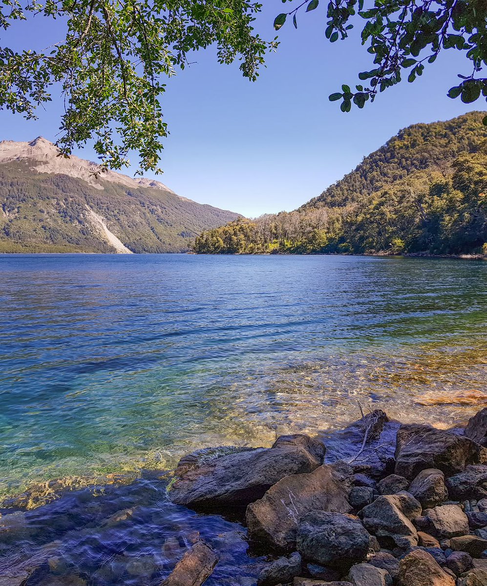 soymariche's tweet photo. Colores del #LagoFalkner, espejos con muchas visitas en el Camino de los 7 Lagos, Neuquén. #krtrsil 👏🏼 #BuenMiercoles twitter! Patagonia Argentina🛶🌄🩵 https://t.co/PLin50dmmE