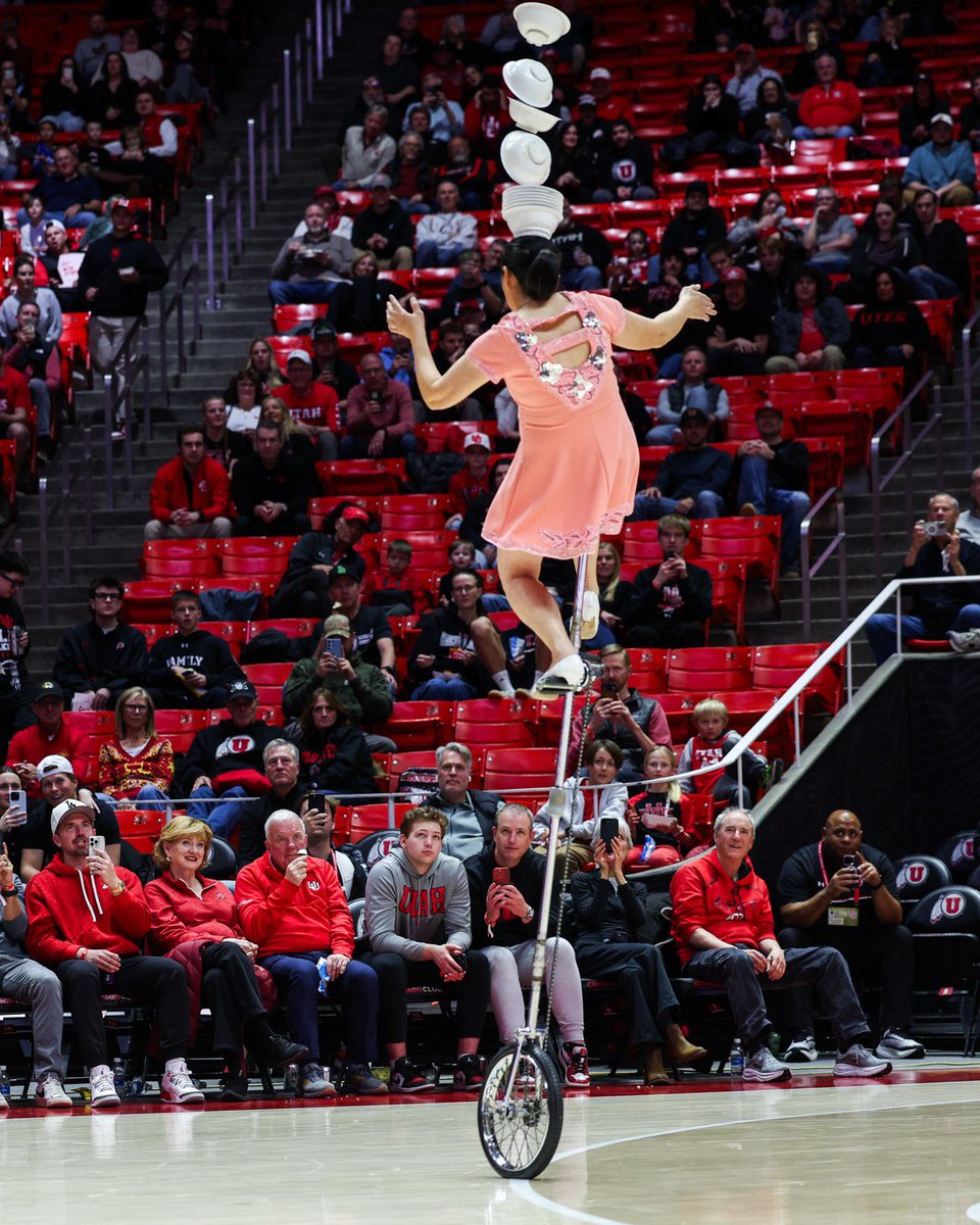 Utah Basketball tweet media