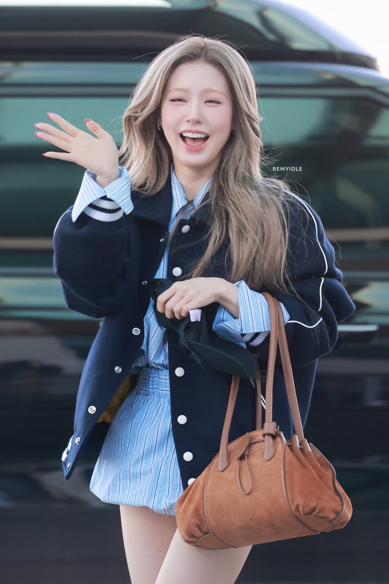 비마이아이들 #MY 💍 tweet media