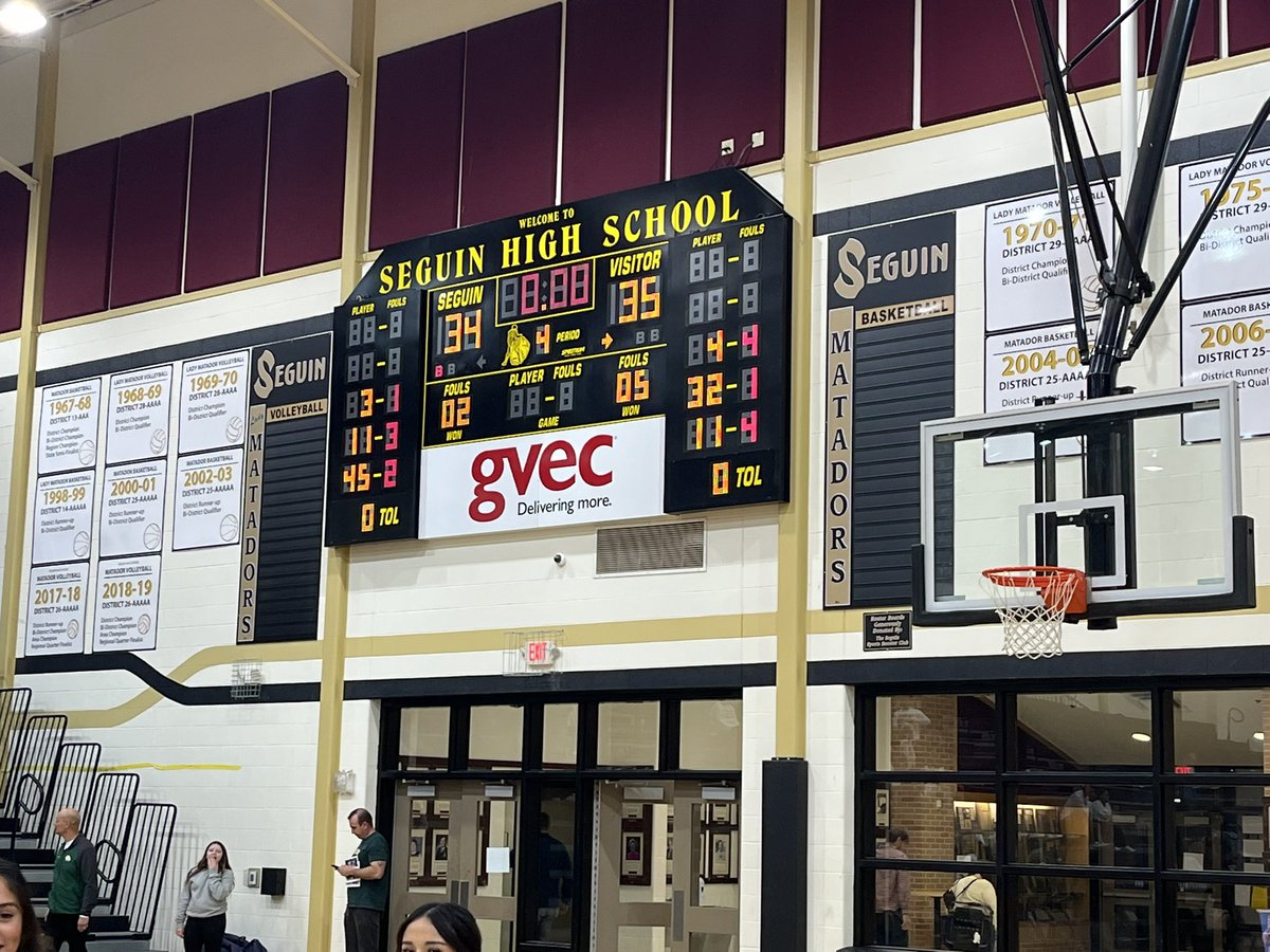 ChrisThomasson7's tweet photo. The Taft girls pull off a last second comeback to beat San Antonio Cole, 35–34.

The Greyhounds are on their way to the region final! 

Taft was the only girls team to win tonight in the region semis. Bishop punched its ticket last night.

📸: Tom Harris https://t.co/JyOXTazzeR