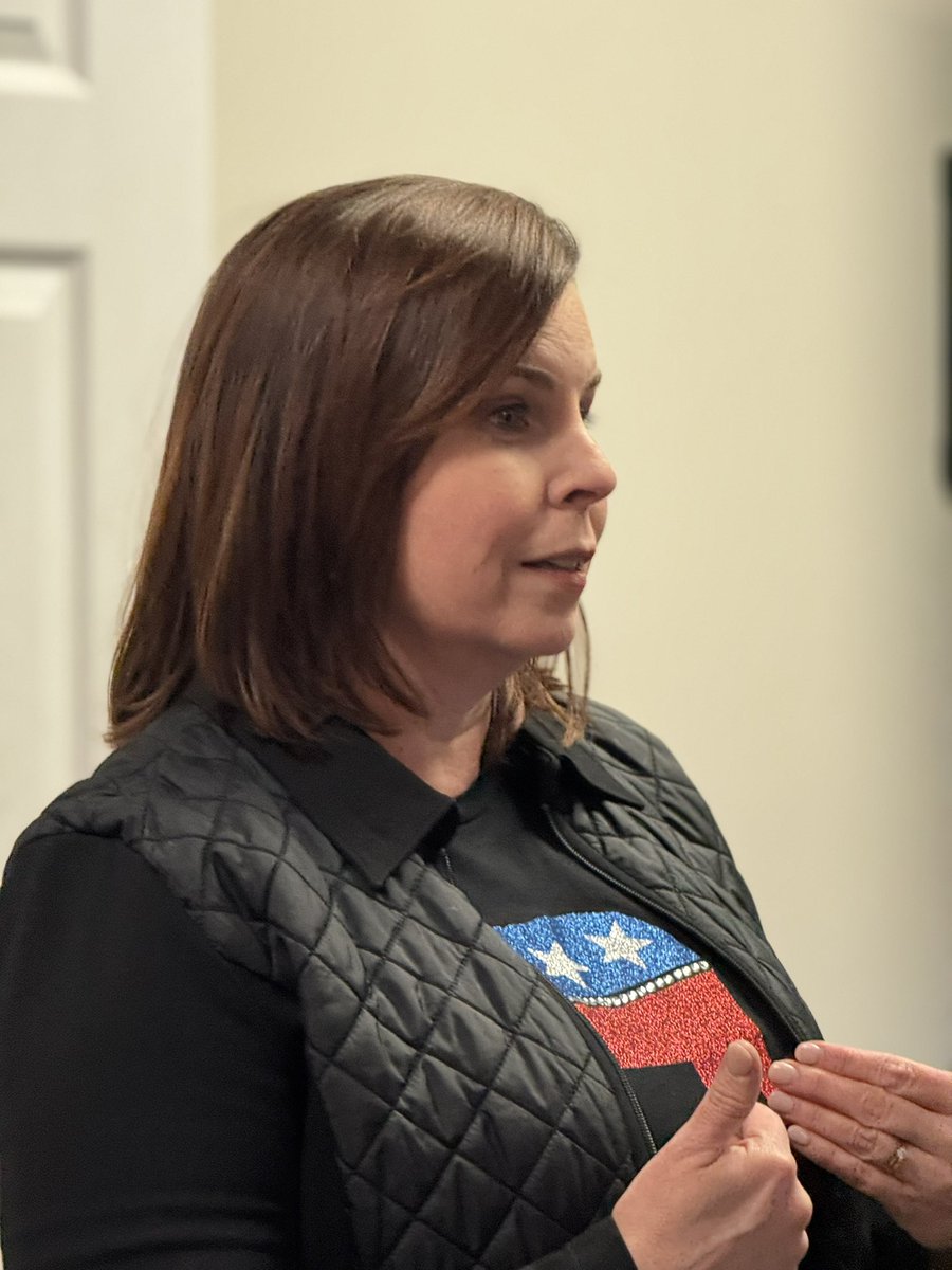 Joy Eakins for Governor tweet media