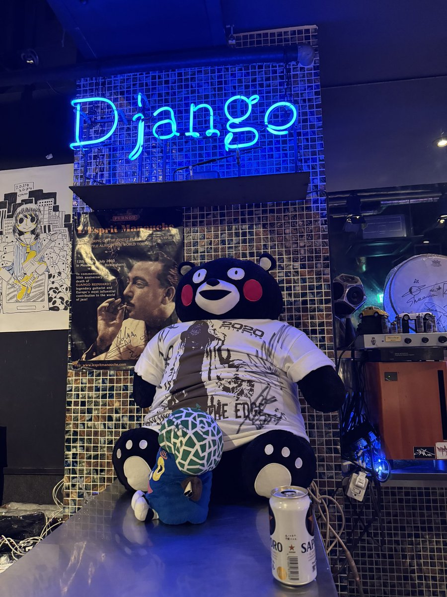 _yumataro22's tweet photo. 熊本🐻
ハッピーとハッピーに挟まれて3バンドともはっぴーだった〜🌟
久しぶりのがむとってもハッピーで楽しくて来てよかった！！
九州きた感じが全くない熊本！！
ライブ後もすごく素敵なお店に出会っていい時間だった〜✨ https://t.co/bm4hRUVqXx