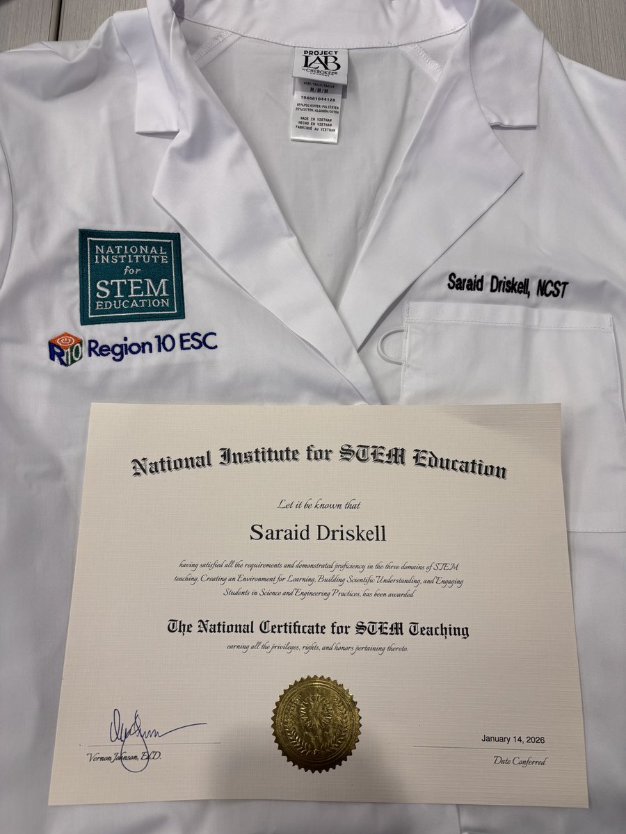 DriskSchool's tweet image. Excited to be a National STEM Certified Teacher! 🙌
One year later, still growing, sharpening my knowledge, and sharing it to better prepare our future. 💡✨
Thank you, @NicoleWBixby for your on going support! @MendozaMoments 
#STEM #LifelongLearner