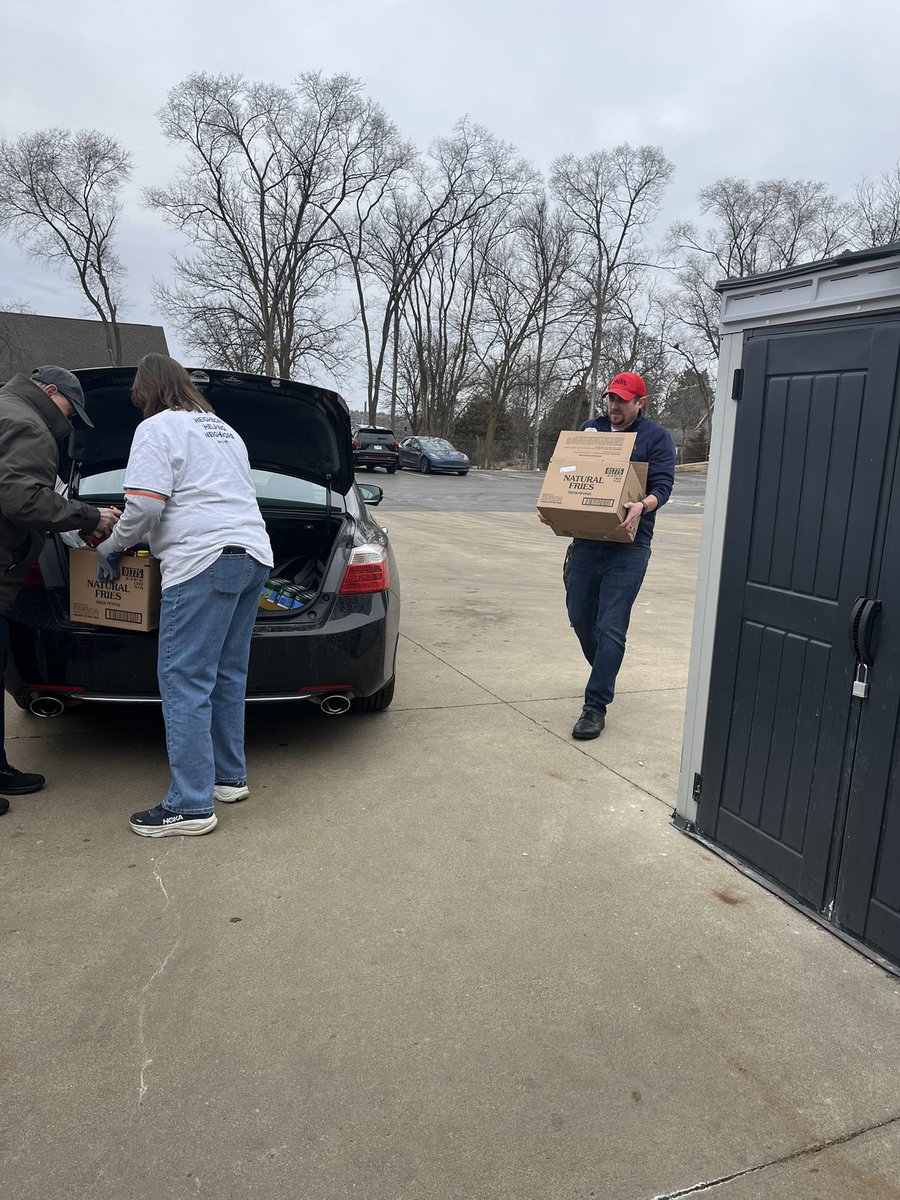 Courtney Kouzmanoff tweet media