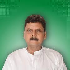 urstrulymaniesh's tweet photo. बिहार के शिक्षा मंत्री की घटिया राजनीति देख लो! चुनाव से पहले 26,000 कंप्यूटर शिक्षक पदों का झुनझुना पकड़ाया और अब कुर्सी मिलते ही सिर्फ 407 पर आ गए?
इतनी बेशर्मी लाते कहाँ से हो? ये सरेआम धोखा है और बिहार का युवा इसका हिसाब बराबर करेगा  #BPSC_TRE4 #ComputerTeacher https://t.co/wVFwOf0Bwd