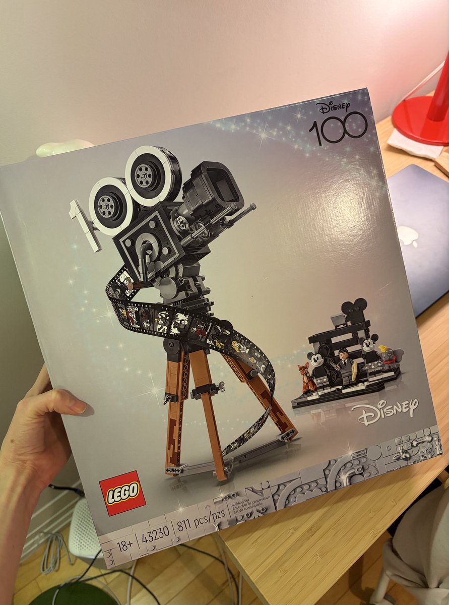 poca luz y mucho ruido tweet media