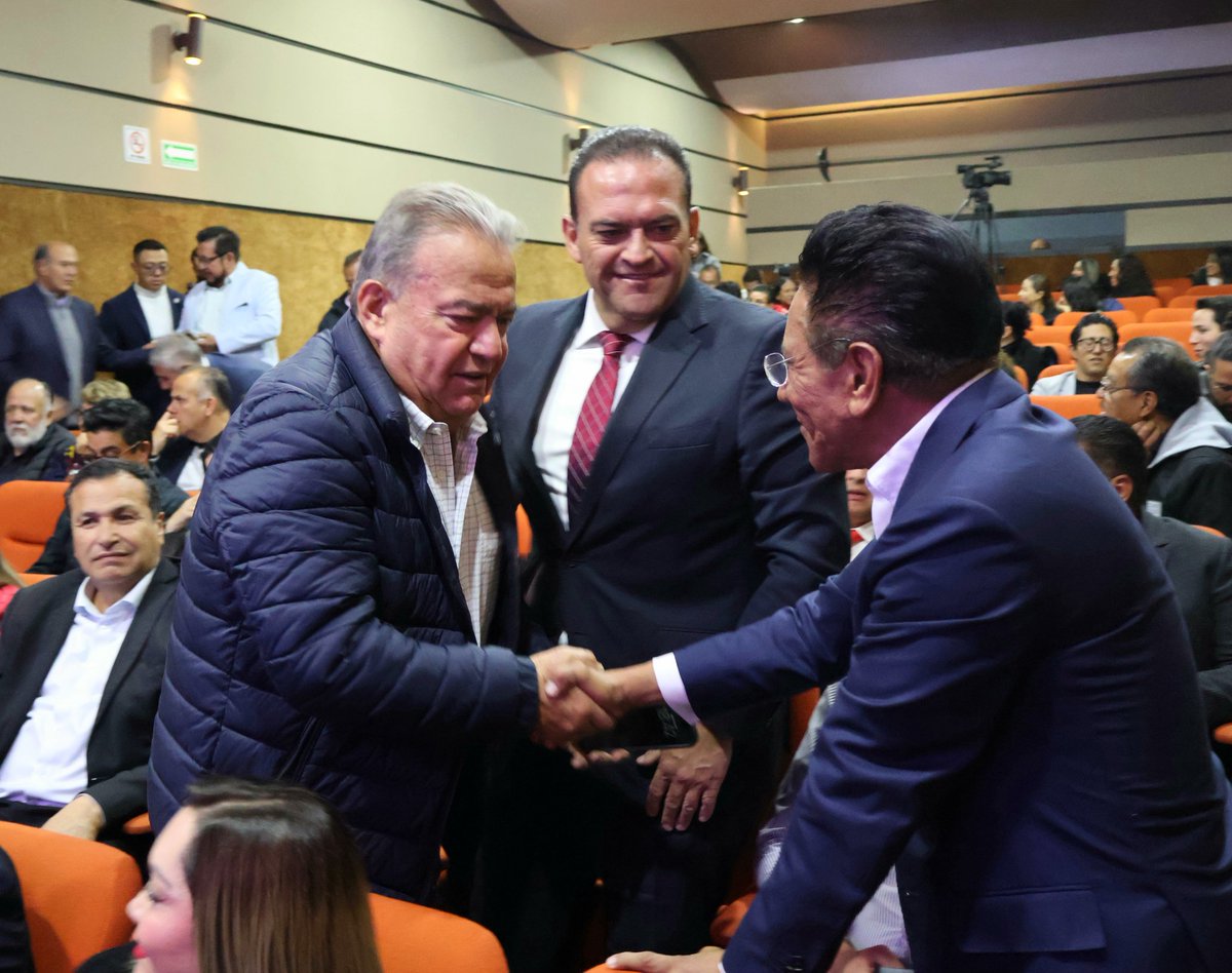 Benjamín Rico tweet media