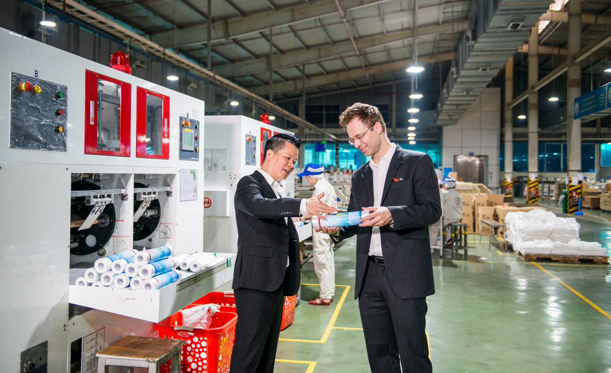 VIPACOPhoNoiA's tweet image. GLOBAL QUALITY. TRUSTED EXPORT. VIPACO 🌍
From Vietnam to partners in Japan, the United States, and South Korea — Vipaco delivers reliable packaging made for international standards..
#Vipaco #VietnamExport #GlobalPartner #PackagingManufacturer #MadeInVietnam #B2B #SupplyChain