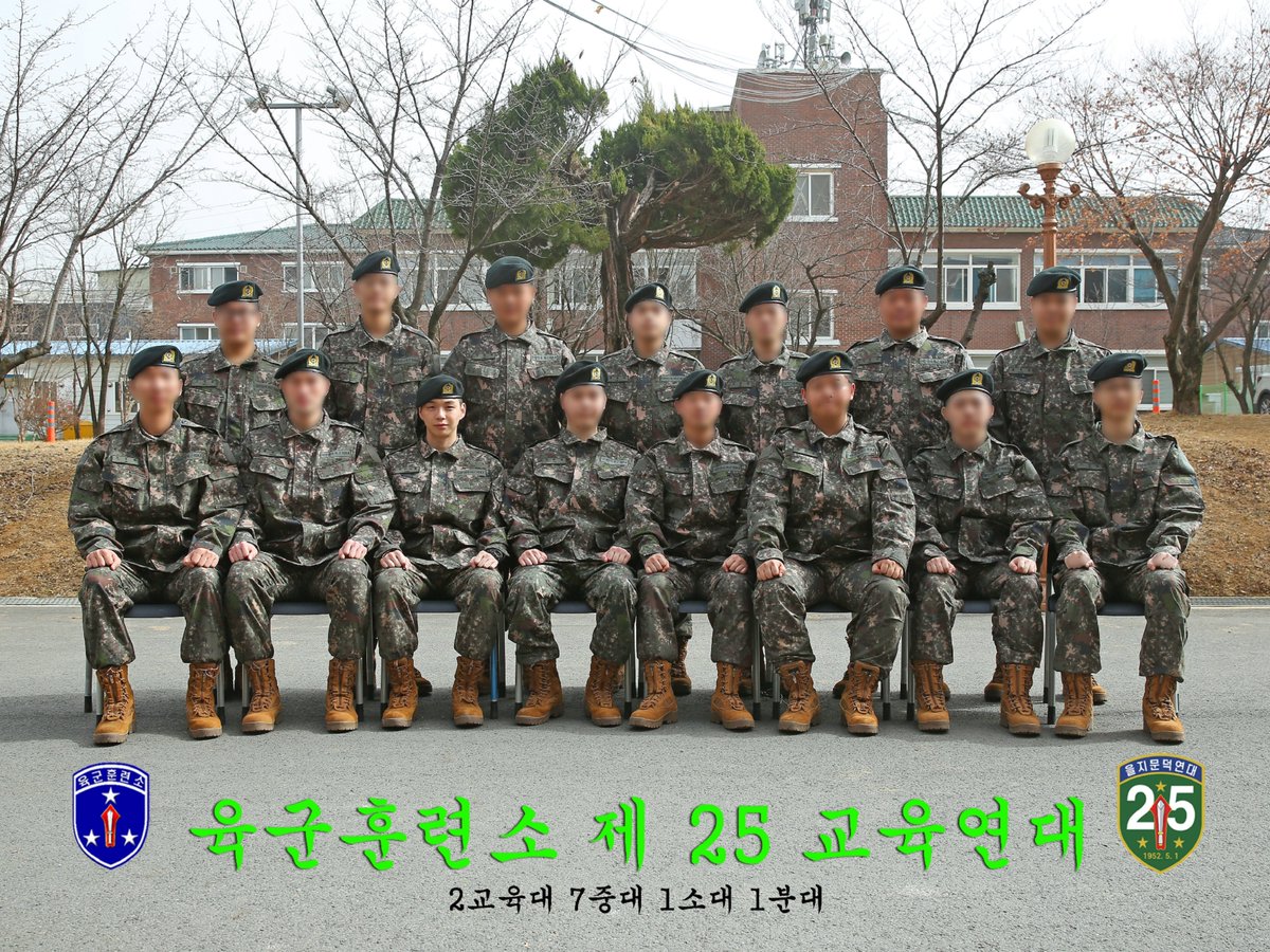 260225 육군훈련소 훈련병 스케치

['26. 2. 9. 입영] 제25교육연대 2교육대 7중대 1소대 1분대 003번 강다니엘

#강다니엘 #KANGDANIEL