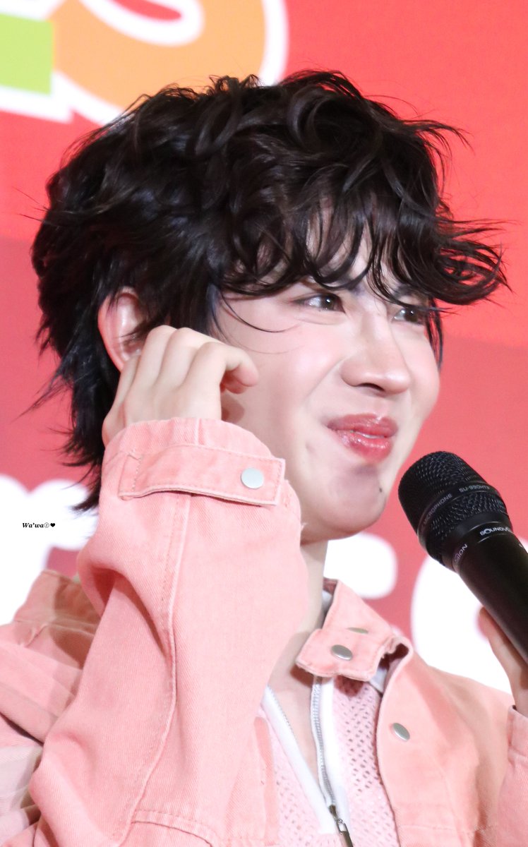 Wa_wazz's tweet image. ได้ยินคำว่า “หม่ามี๊ๆๆๆ” ออกมาจากภาพดังมากกกกก 🫶🏻👦🏻

#B2SxFirstOne 
𓈒 ❤︎︎ ࣪ ˖ #TleFirstone #Firstone 𐔌❤︎  ͡ 𐦯