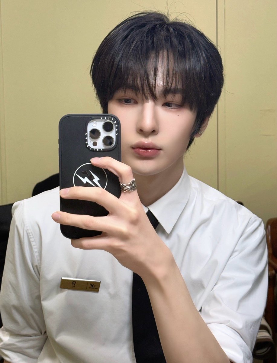by_EPEX's tweet photo. 뭐해

#EPEX #이펙스 #MU #뮤 https://t.co/NVSm9qN61r