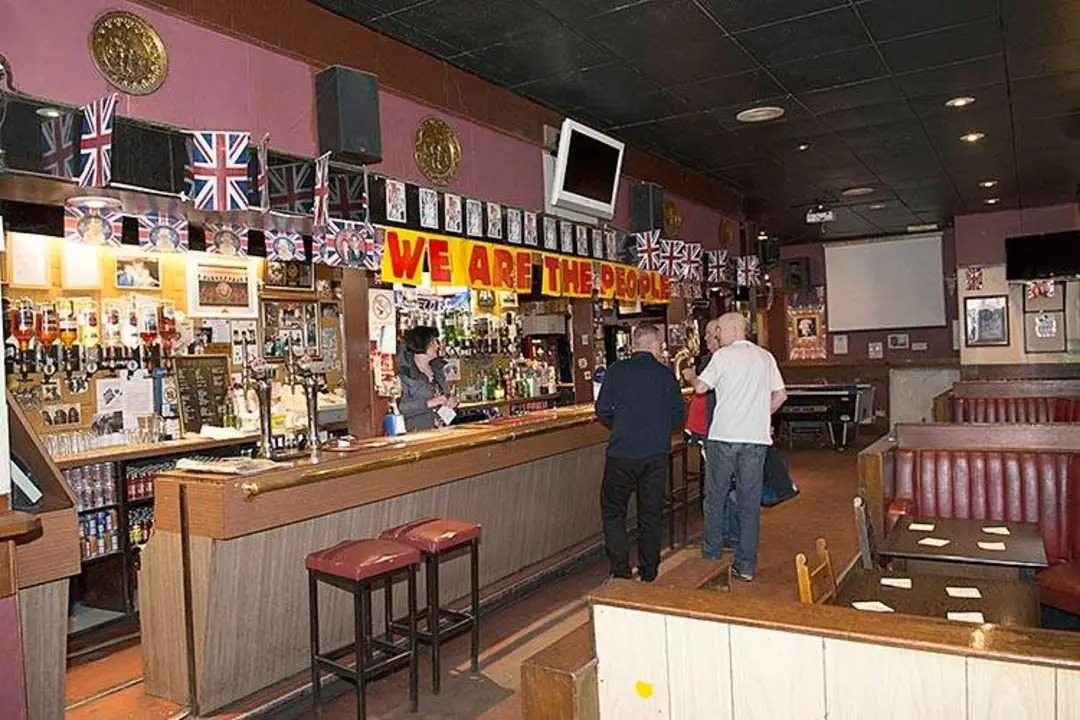 Amy Louise tweet media