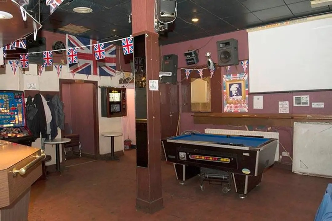 Amy Louise tweet media