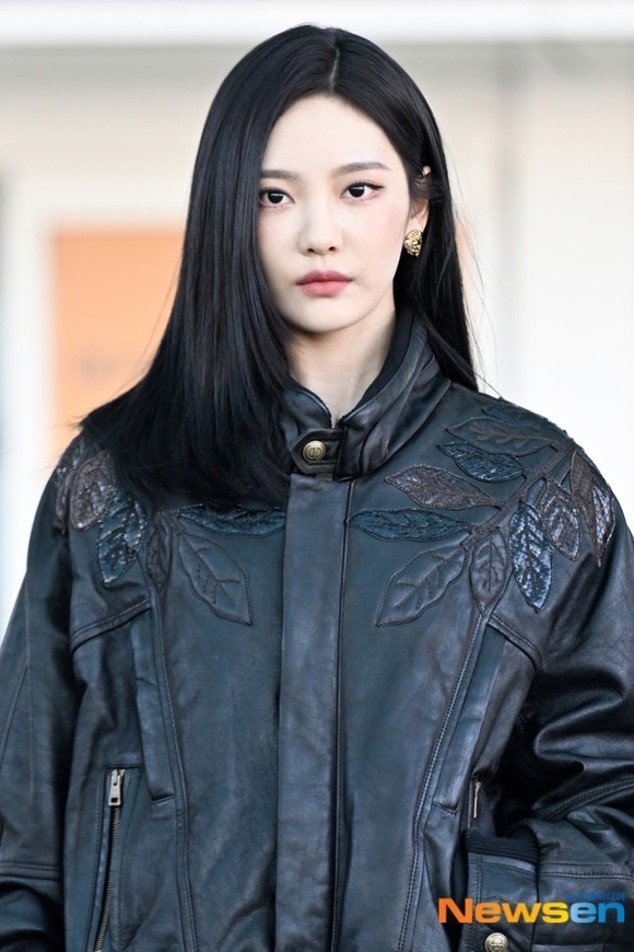 【PHOTO】aespaのNINGNING、ファッションウィークに出席するためイタリアへ出国（動画あり）
kstyle.com/article.ksn?ar…

#NINGNING #ニンニン #aespa